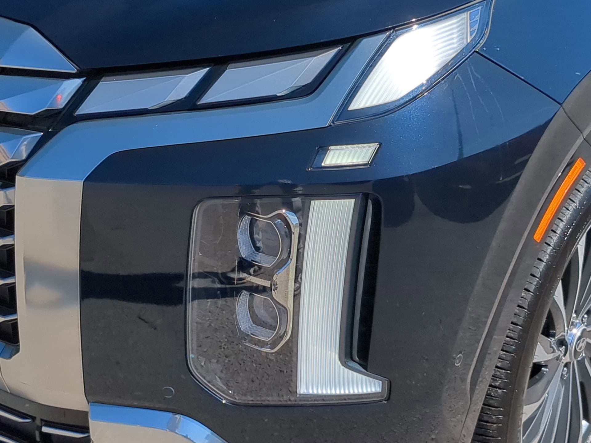 Used 2024 Hyundai Palisade Calligraphy image 57