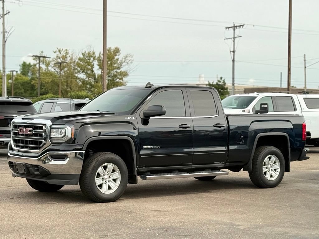 Used 2017 GMC Sierra 1500 SLE AWD/4WD image 34