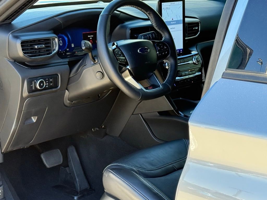 Certified 2024 Ford Explorer ST w/ Equipment Group 401A image 7