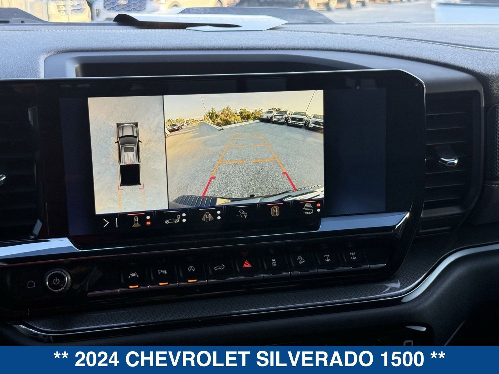 Used 2024 Chevrolet Silverado 1500 ZR2 w/ Technology Package image 30