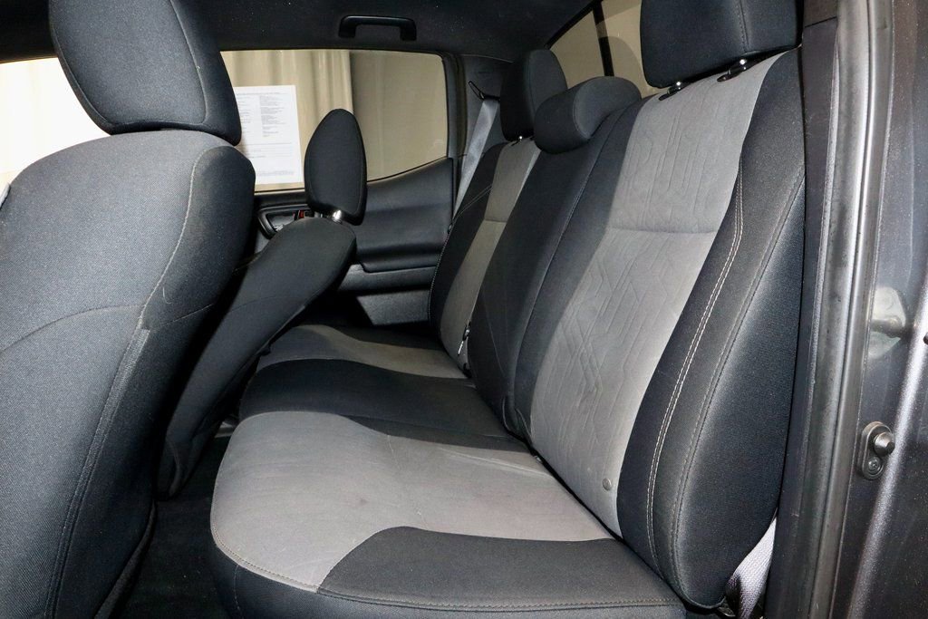 Used 2020 Toyota Tacoma TRD Off-Road w/ Technology Package image 21