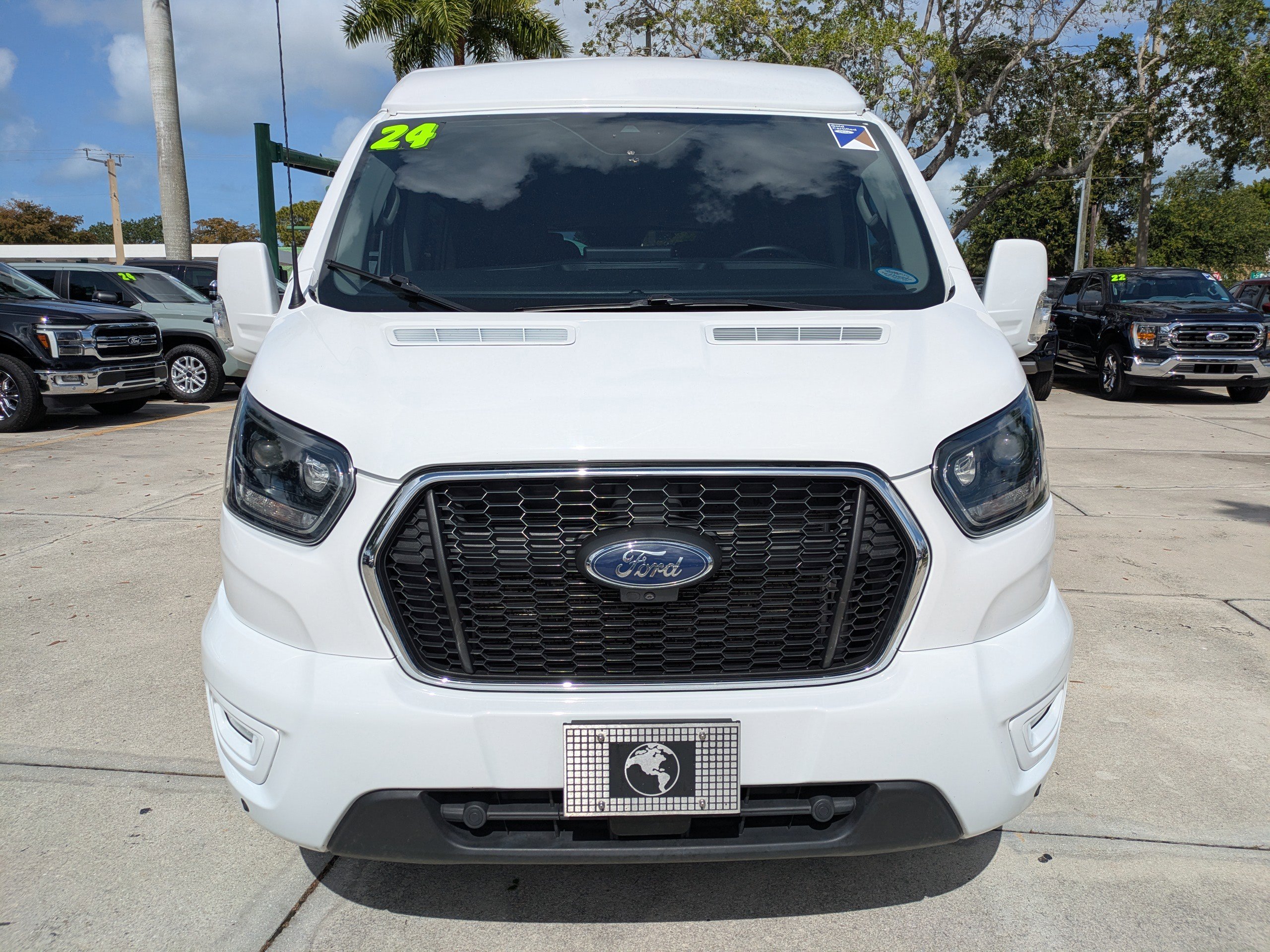 Certified 2024 Ford Transit 150 Low Roof AWD image 8