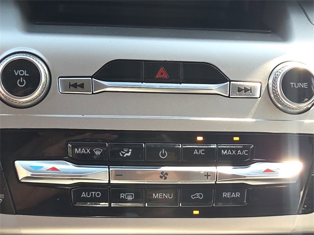 Certified 2022 Ford Explorer XLT w/ Equipment Group 202A image 21