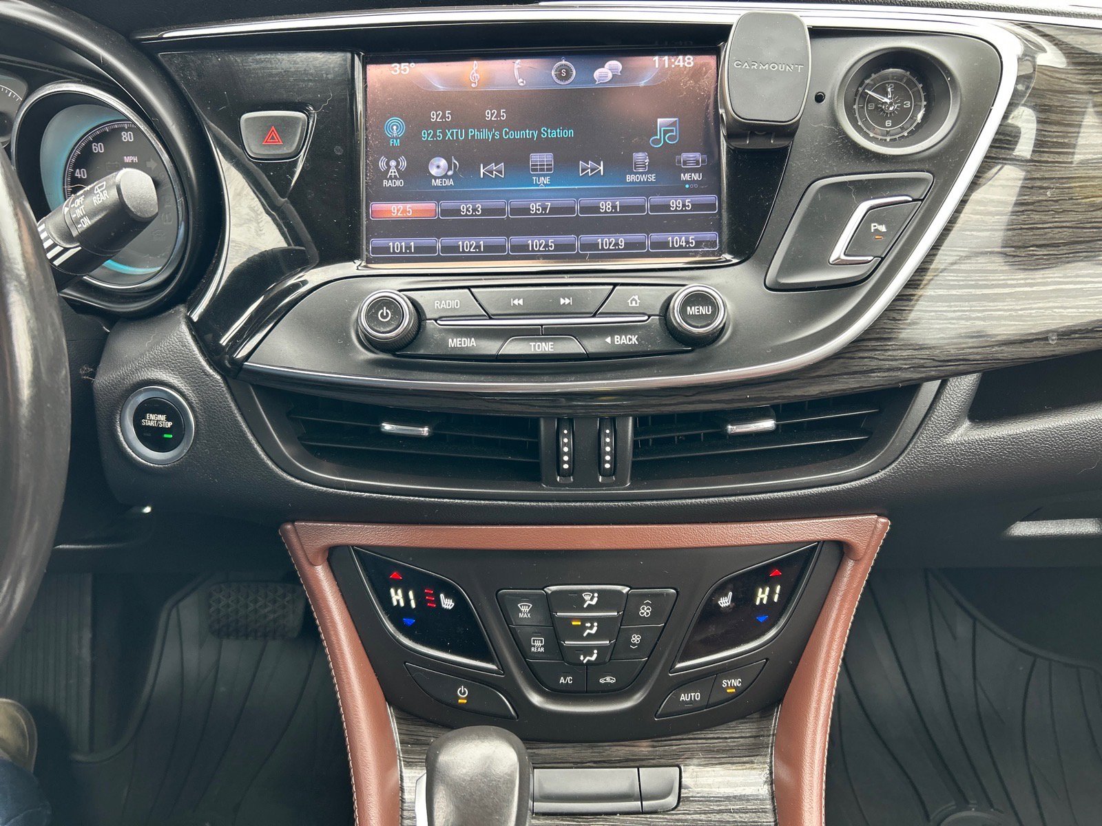 Used 2018 Buick Envision Essence image 28