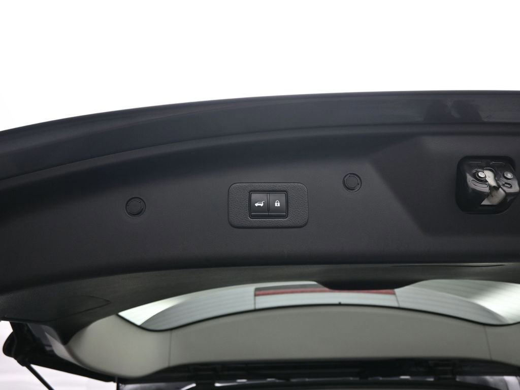 Used 2024 Nissan Armada SL image 54