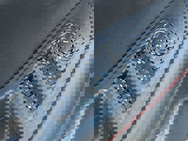 Certified 2022 Ford Edge ST-Line image 14