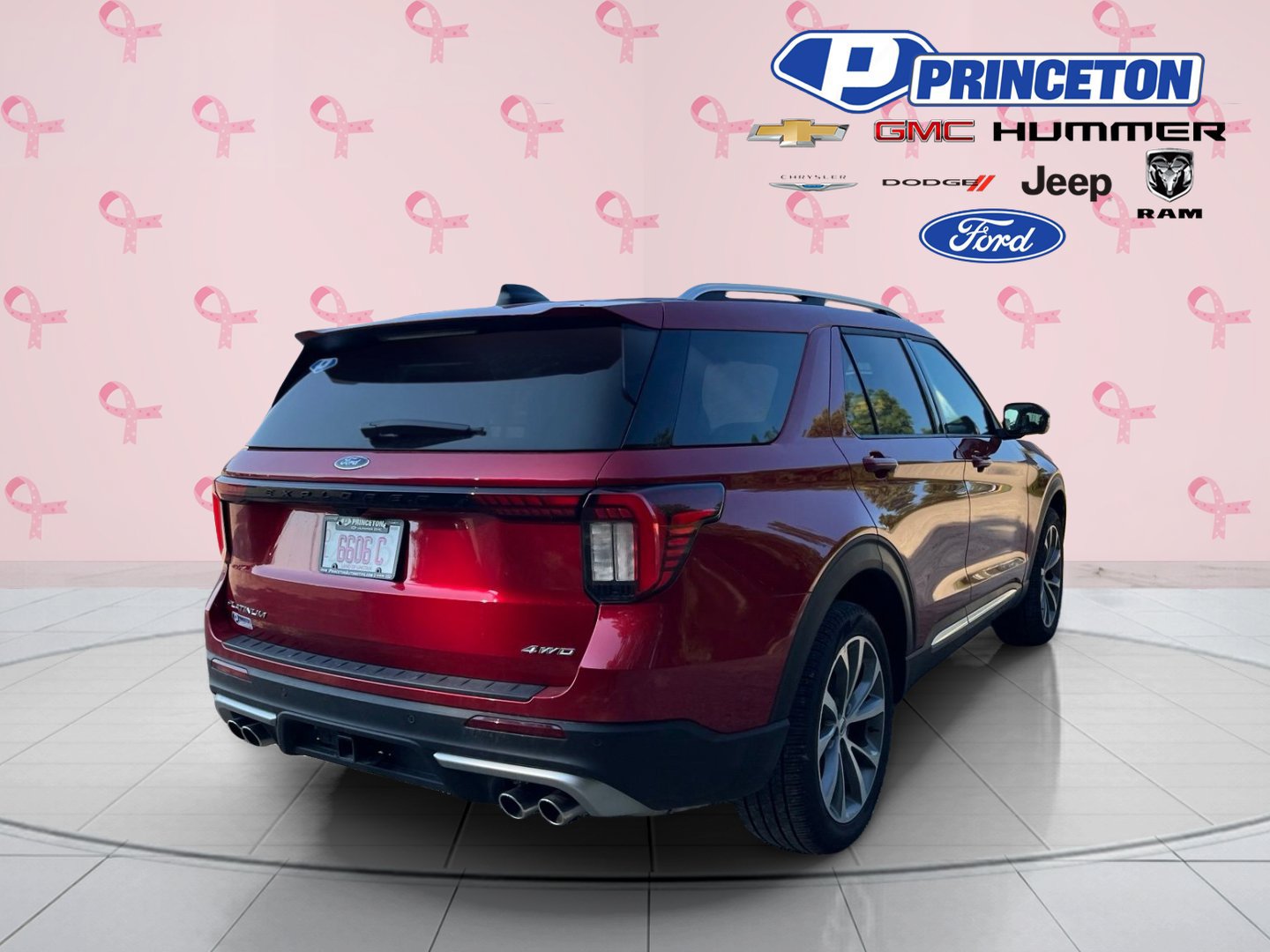 Certified 2025 Ford Explorer Platinum w/ Ultimate Package AWD/4WD image 7