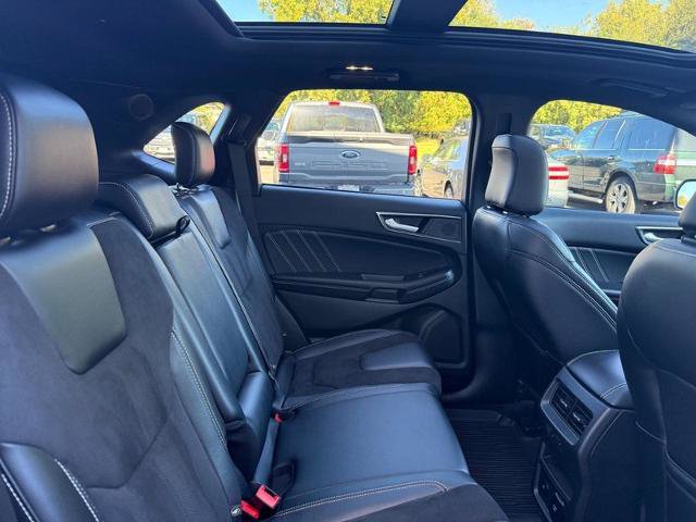 Certified 2024 Ford Edge ST w/ Equipment Group 401A AWD/4WD image 9