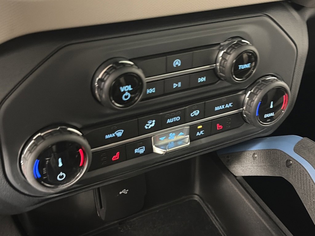 Certified 2022 Ford Bronco Wildtrak image 21