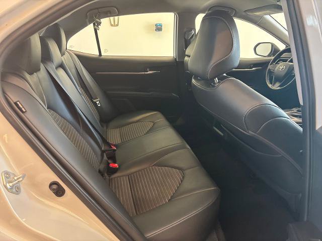 Used 2023 Toyota Camry SE FWD image 9