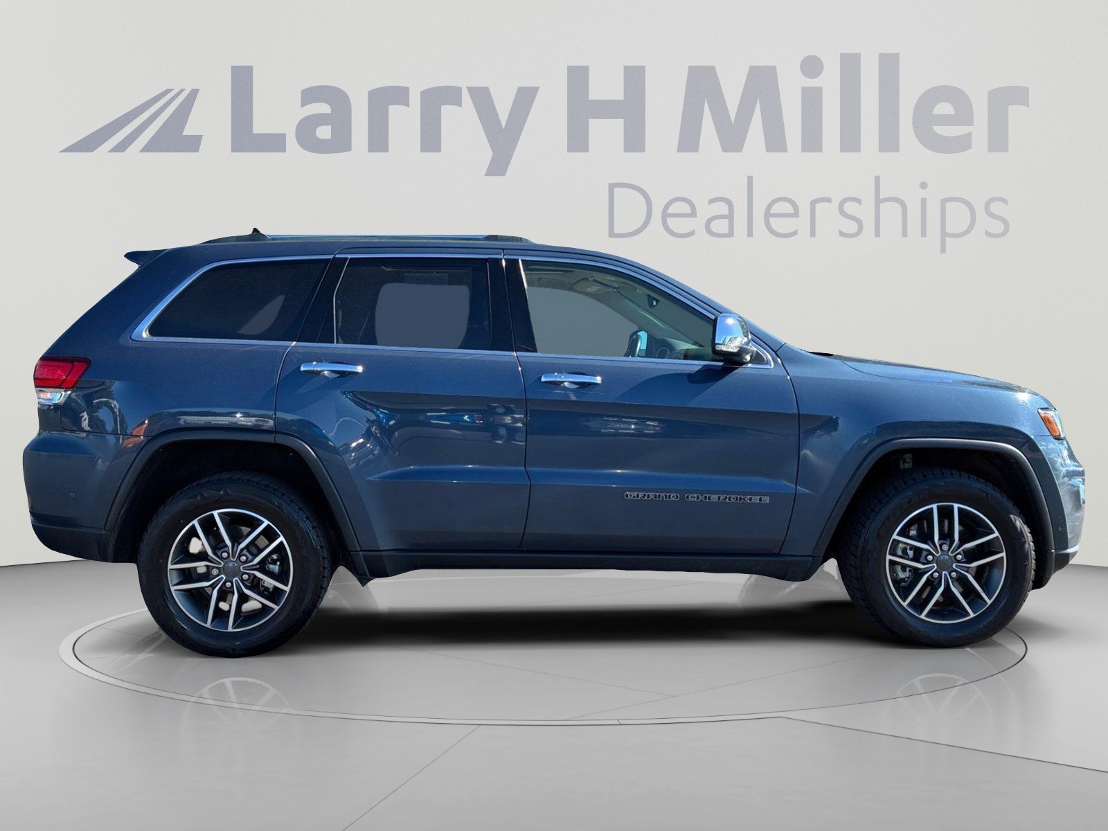 Used 2021 Jeep Grand Cherokee Limited w/ Luxury Group II AWD/4WD image 6
