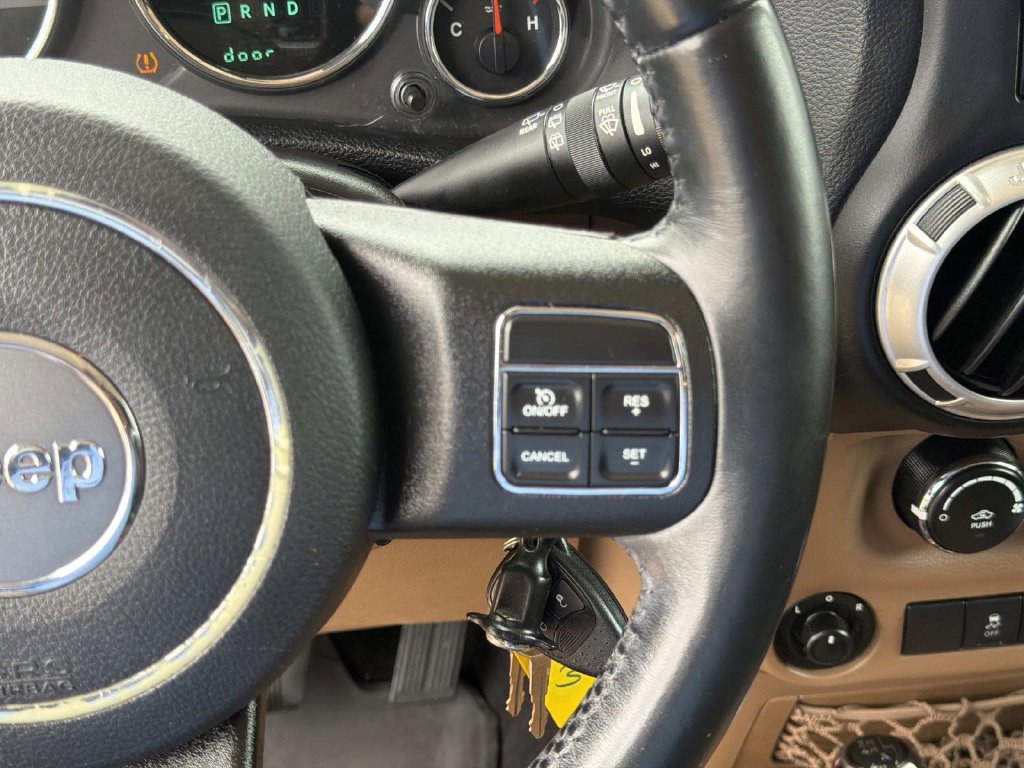 Used 2018 Jeep Wrangler Unlimited Sahara AWD/4WD image 24