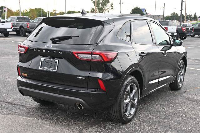 Certified 2024 Ford Escape ST-Line w/ Tech Pack #1 AWD/4WD image 9