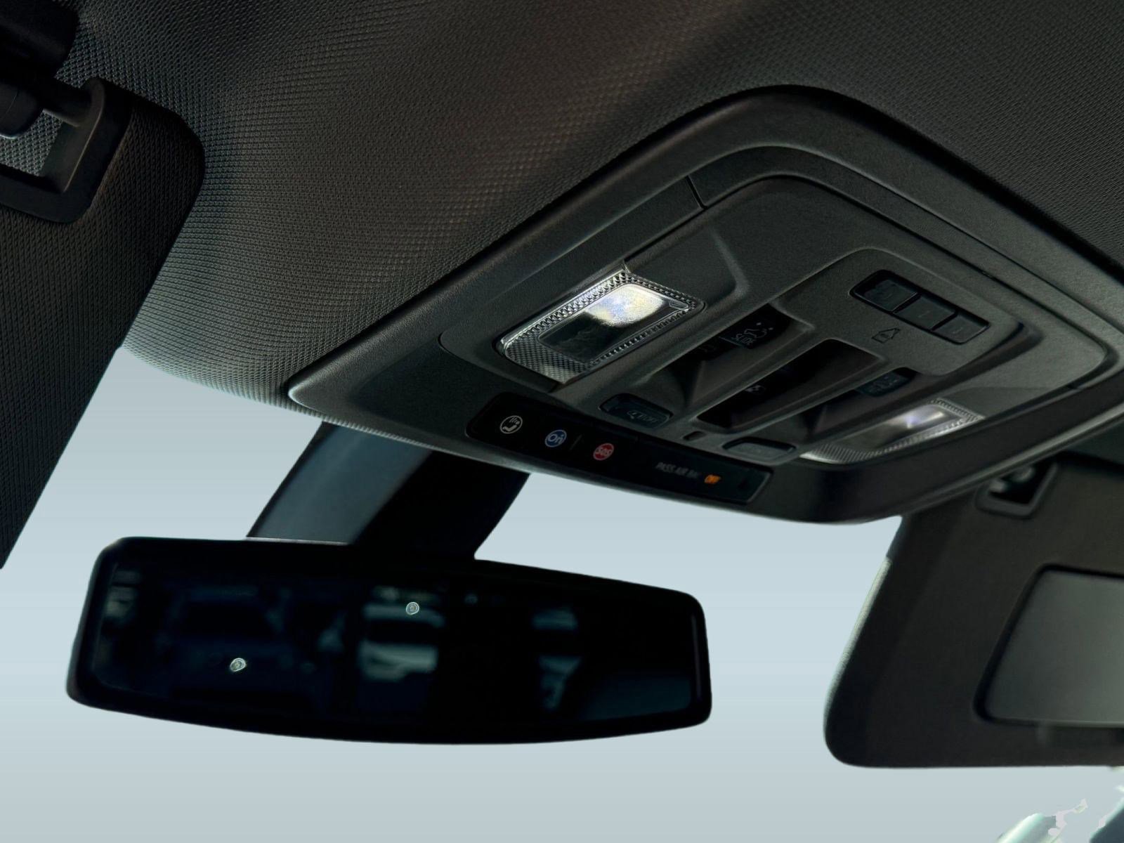 Used 2021 GMC Sierra 1500 SLT image 17