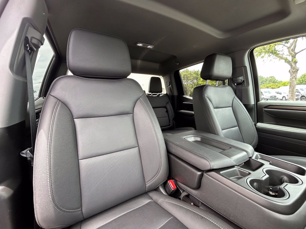 Used 2026 GMC Sierra 1500 SLT RWD image 30