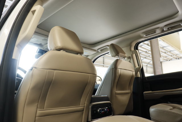 Certified 2023 Ford Expedition Limited AWD/4WD image 29