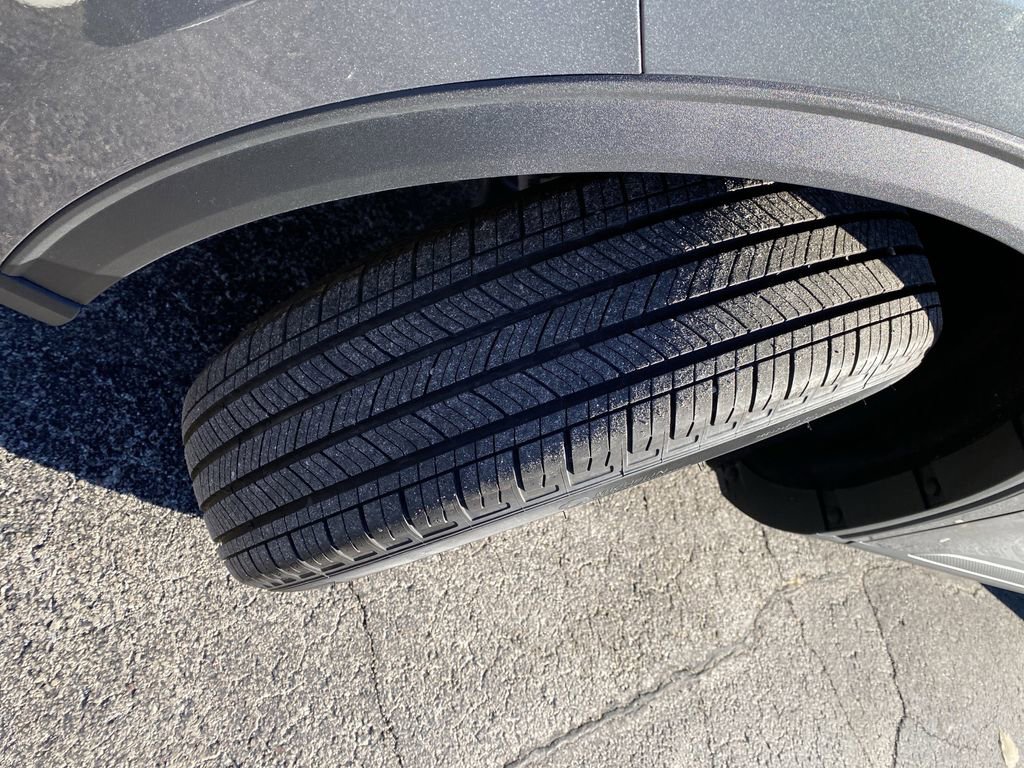 Certified 2025 Ford Escape ST-Line image 44