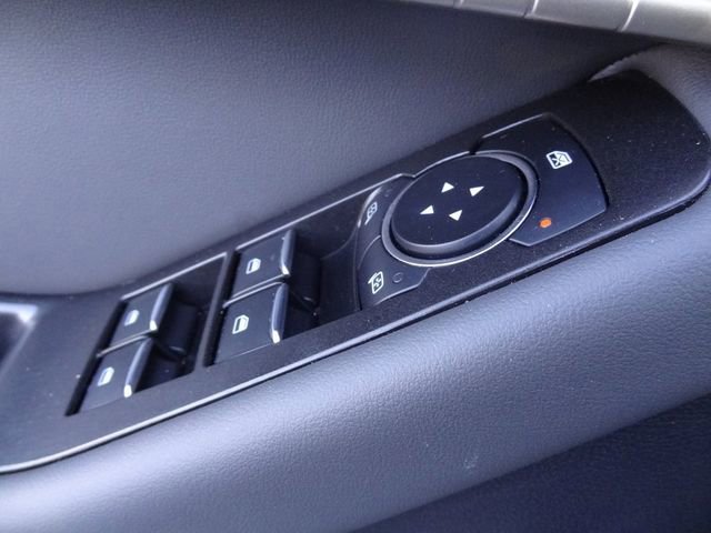Certified 2025 Ford Explorer Active AWD/4WD image 18