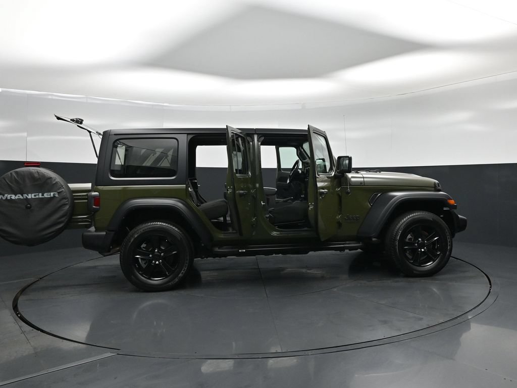 Used 2021 Jeep Wrangler Unlimited Sport AWD/4WD image 5