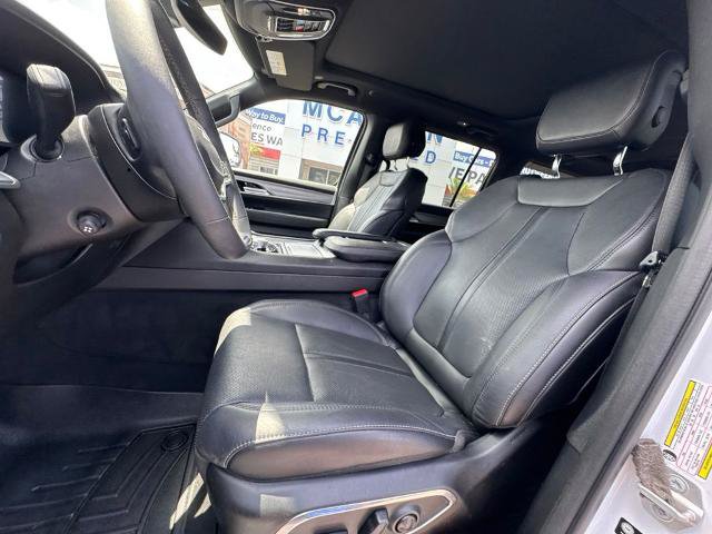 Used 2023 Jeep Wagoneer Series II RWD image 14