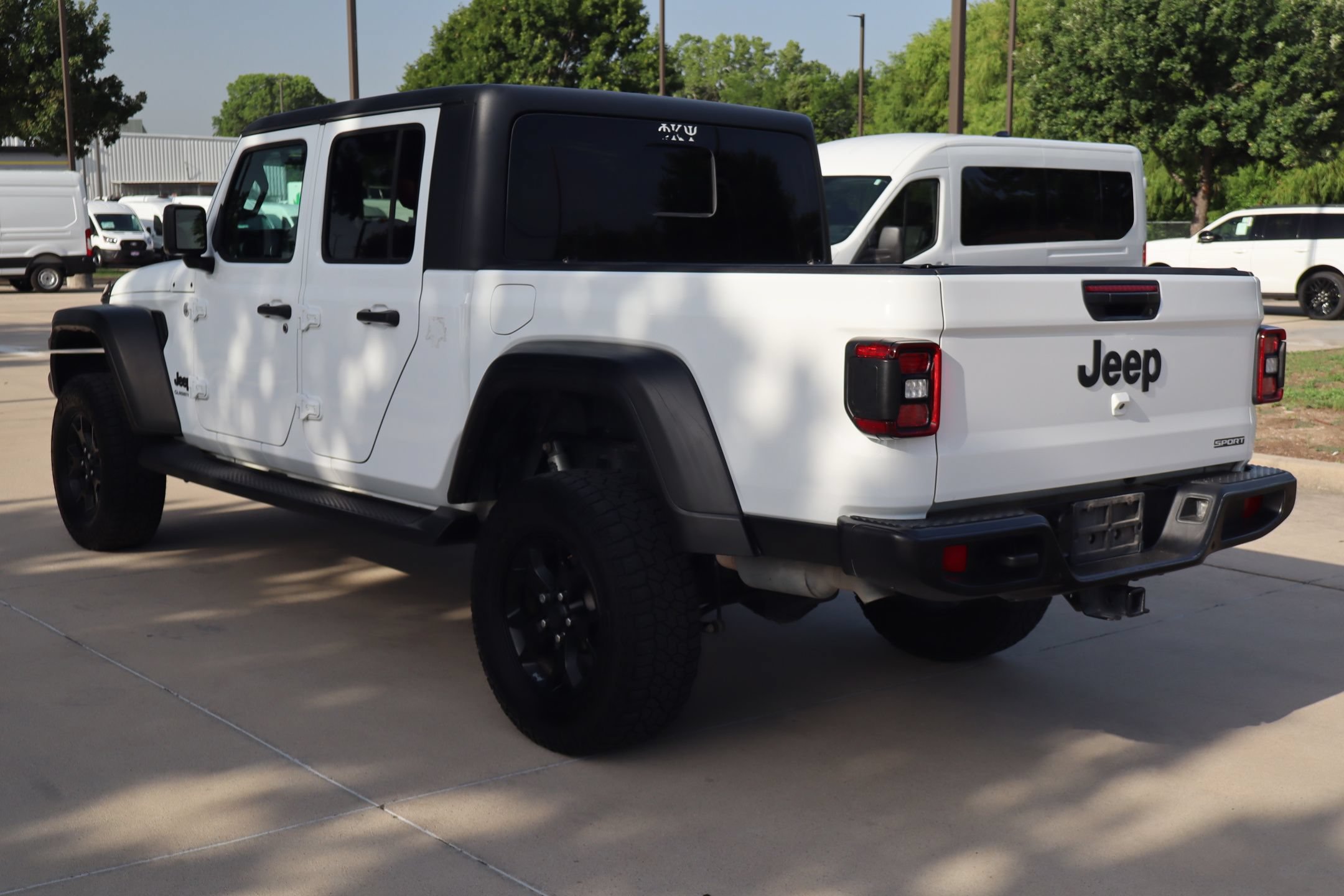 Used 2020 Jeep Gladiator Sport w/ Quick Order Package 24S AWD/4WD image 6