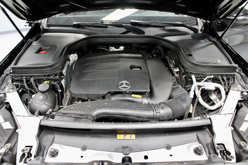 Used 2022 Mercedes-Benz GLC 300 4MATIC image 17