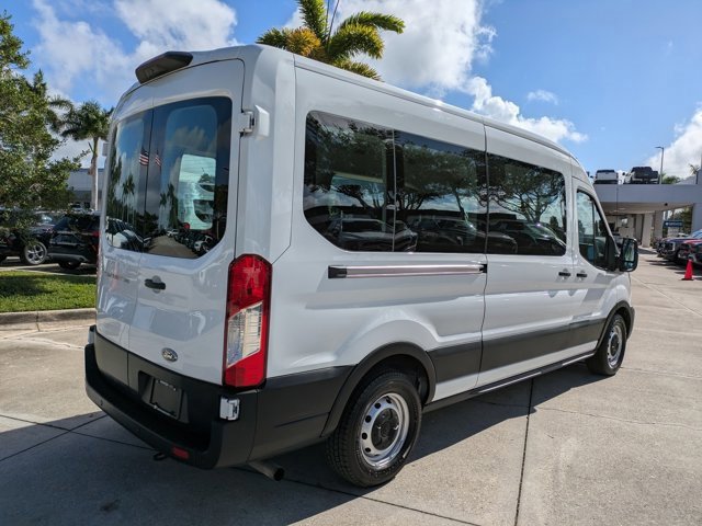 Certified 2022 Ford Transit 350 XL image 4