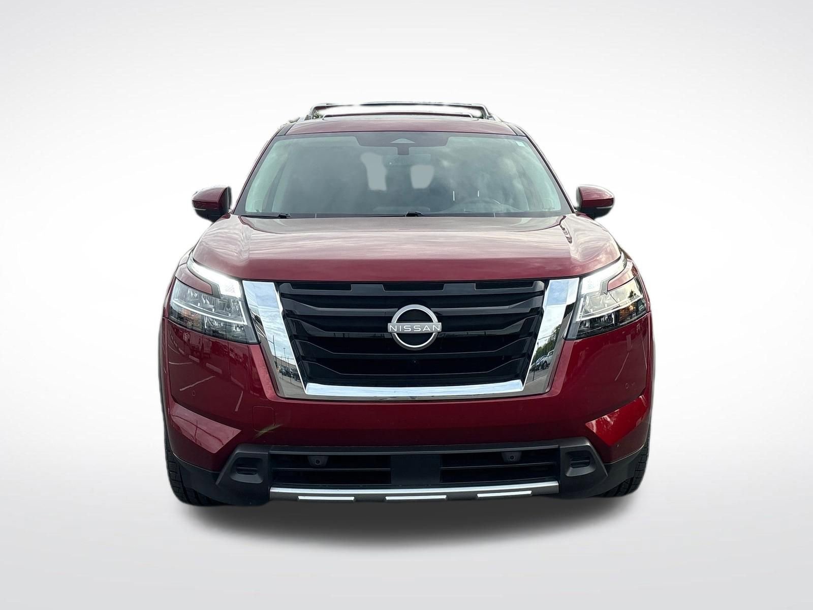 Used 2024 Nissan Pathfinder Platinum AWD/4WD image 7