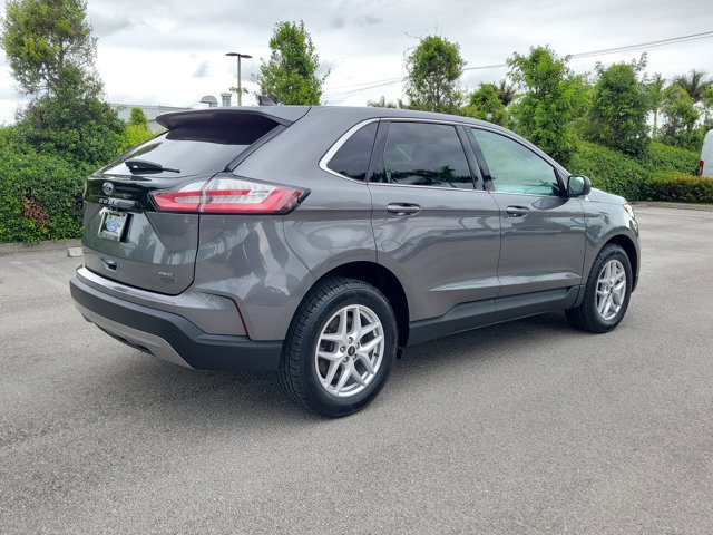 Certified 2023 Ford Edge SEL w/ Convenience Package AWD/4WD image 6