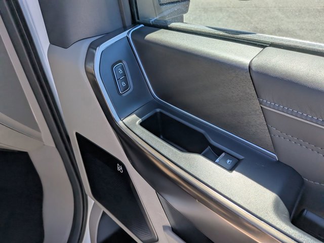 Certified 2026 Ford F450 Platinum w/ Platinum Plus Package image 36