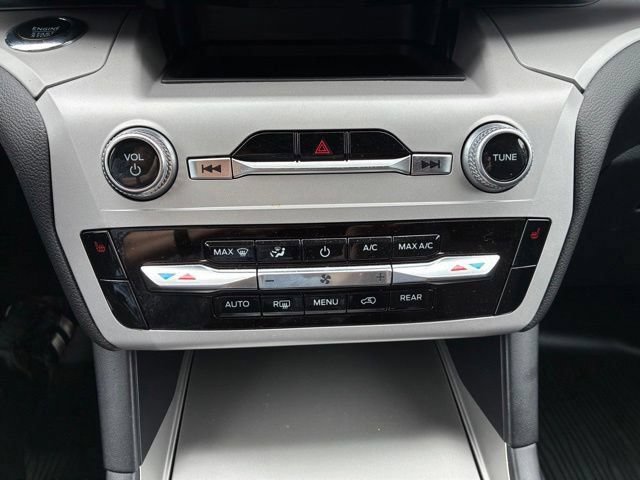 Certified 2023 Ford Explorer XLT AWD/4WD image 23