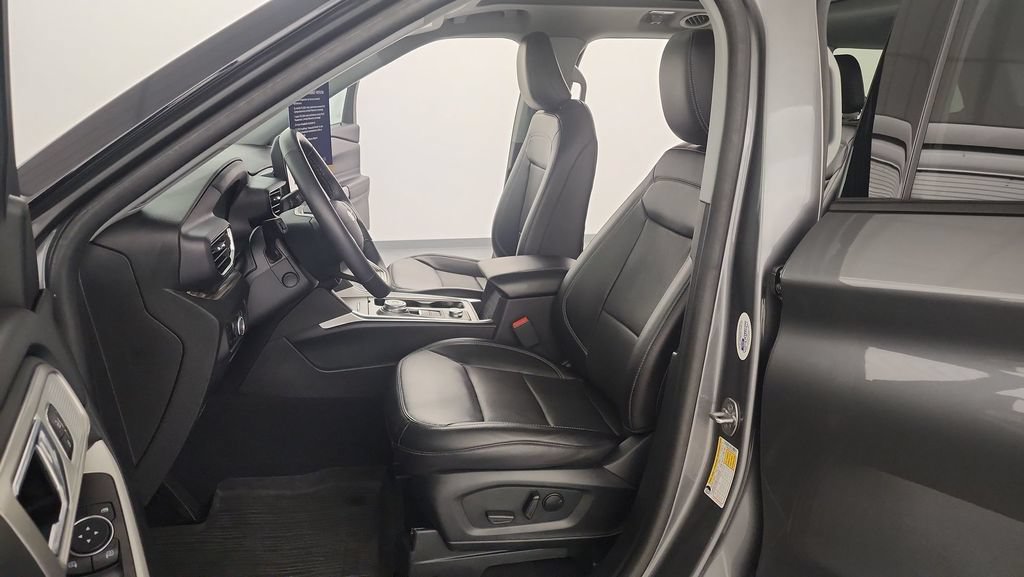 Certified 2024 Ford Explorer Limited w/ Limited Technology Package AWD/4WD image 15