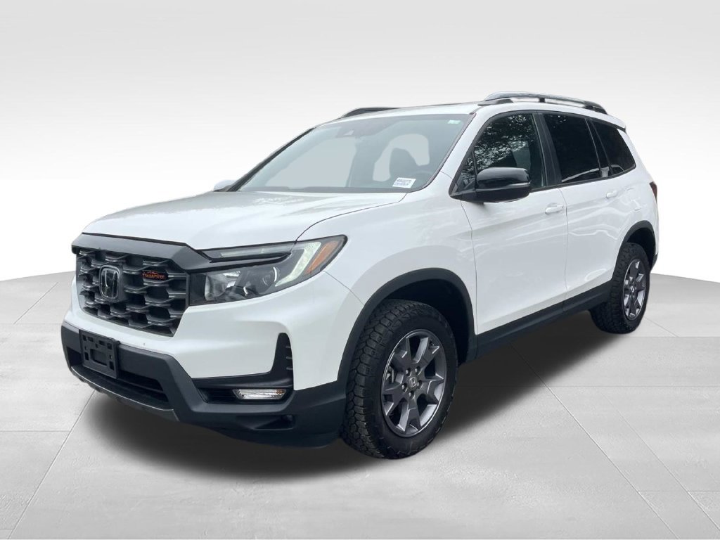 Used 2024 Honda Passport TrailSport image 9
