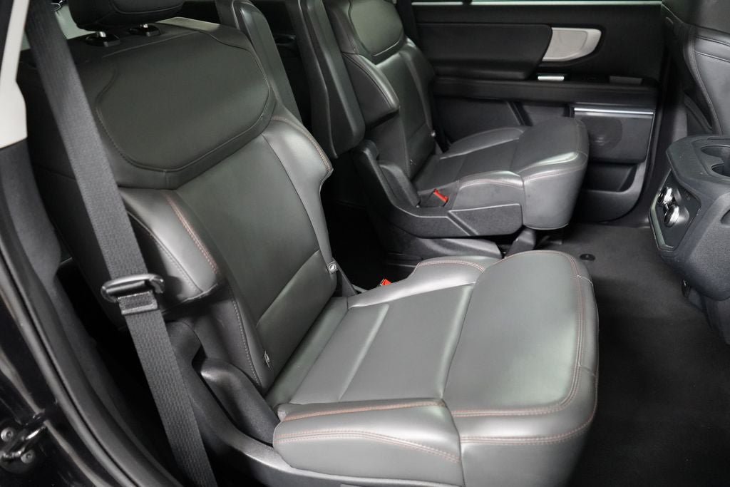 Certified 2025 Ford Expedition Active AWD/4WD image 32