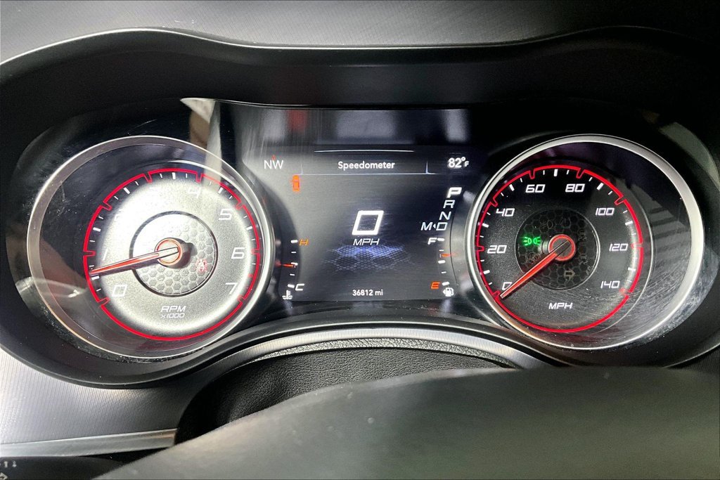Used 2020 Dodge Charger SXT RWD image 20