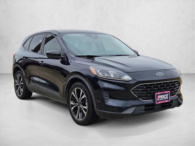 Certified 2021 Ford Escape SE w/ SE Sport Appearance Package FWD image 3