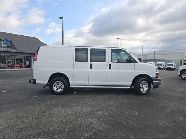 Used 2024 Chevrolet Express 2500 w/ Driver Convenience Package image 17