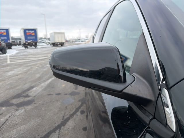 Used 2024 GMC Terrain SLE image 8