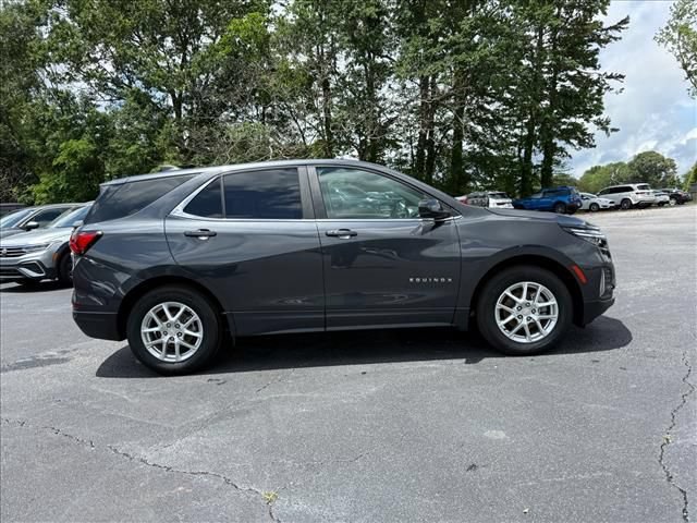 Used 2023 Chevrolet Equinox LT FWD image 3