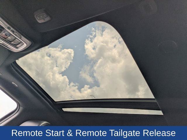 Used 2024 RAM 1500 Laramie AWD/4WD image 15