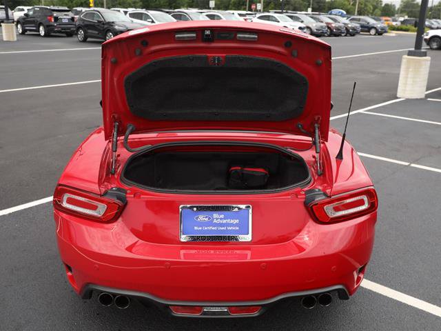 Used 2017 FIAT 124 Spider Abarth RWD image 18