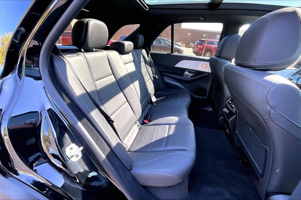 Used 2026 Mercedes-Benz GLE 350 4MATIC w/ Driver Assistance Package image 26