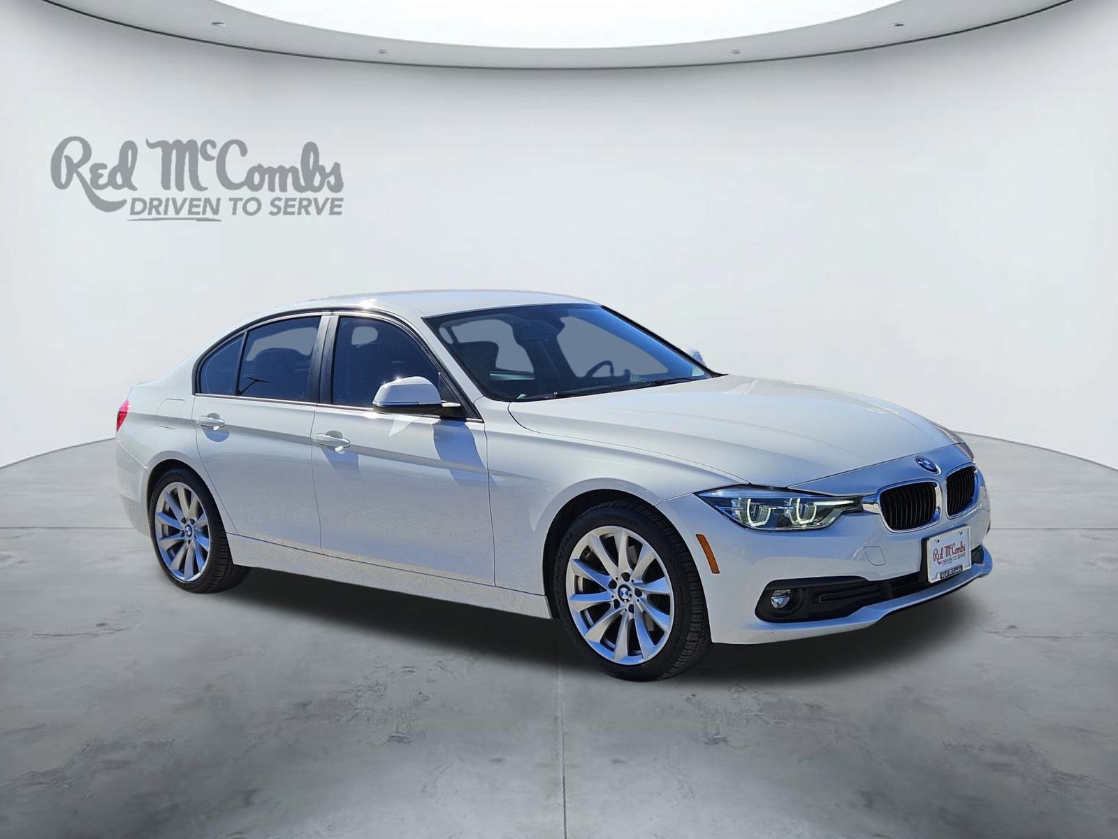 Used 2018 BMW 320i Sedan image 1