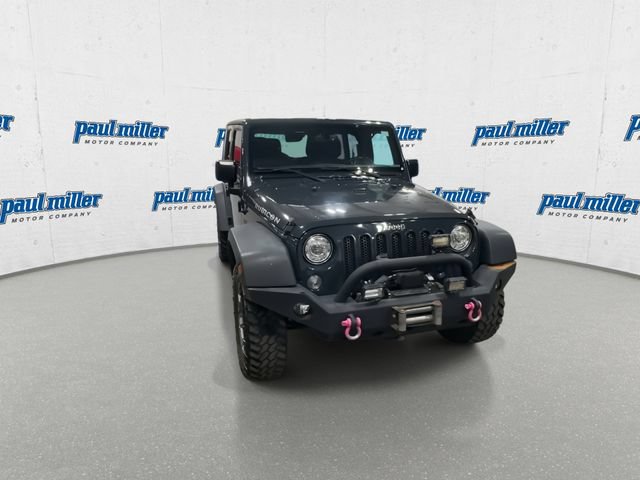 Used 2017 Jeep Wrangler Unlimited Rubicon w/ Connectivity Group AWD/4WD image 3