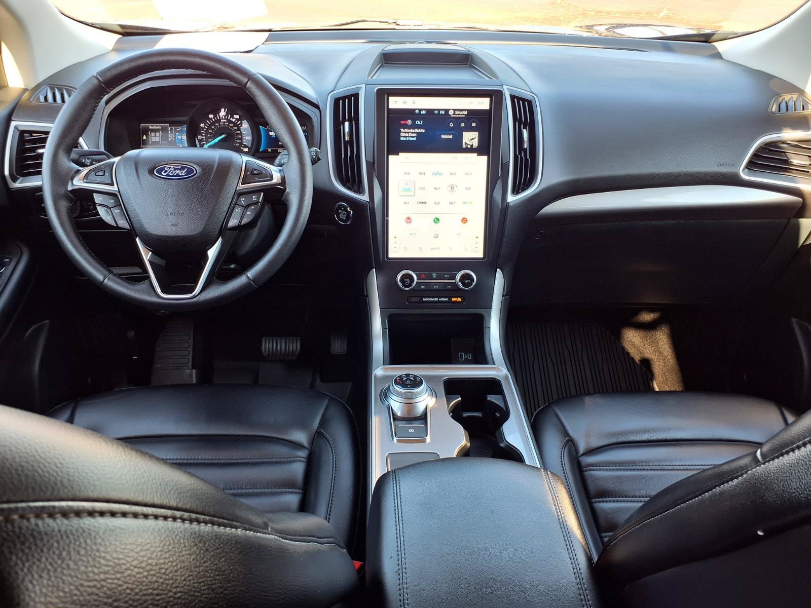 Certified 2024 Ford Edge SEL w/ Convenience Package AWD/4WD image 9