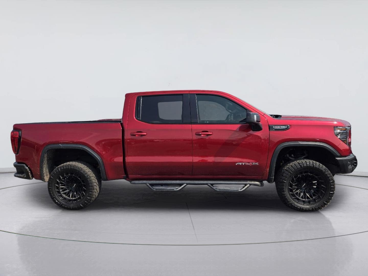 Used 2024 GMC Sierra 1500 AT4X AWD/4WD image 4