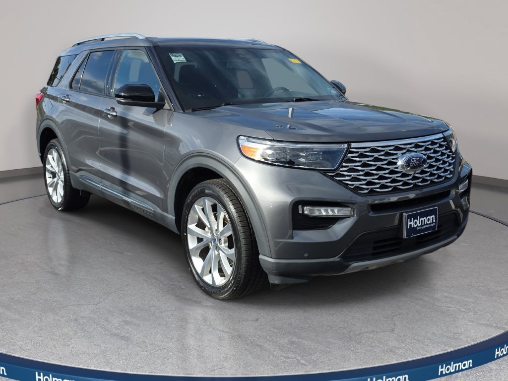Certified 2022 Ford Explorer Platinum w/ Equipment Group 601A AWD/4WD image 3