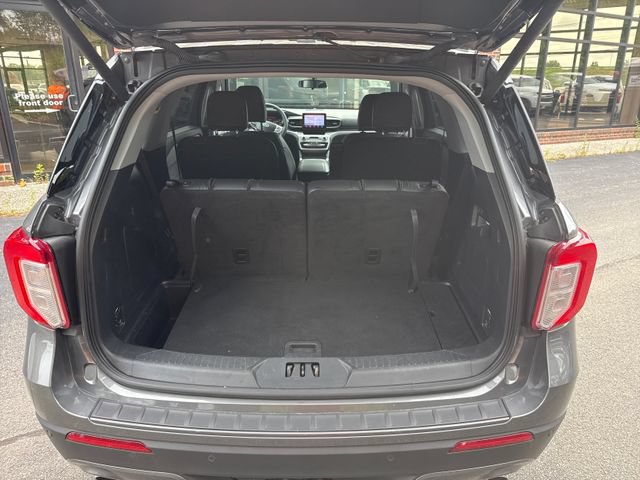Certified 2023 Ford Explorer XLT w/ Equipment Group 202A AWD/4WD image 15