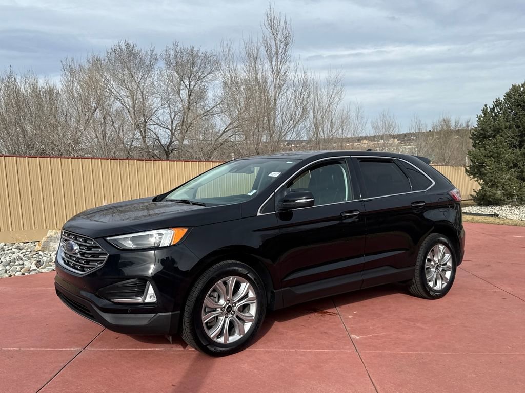 Certified 2024 Ford Edge Titanium AWD/4WD image 4