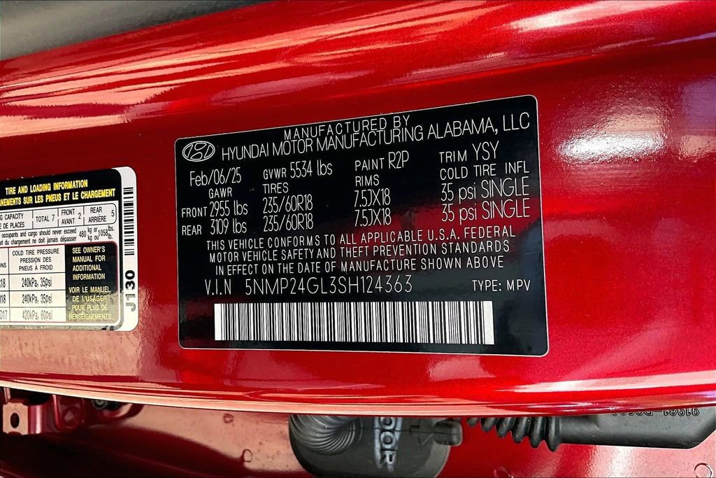 Used 2025 Hyundai Santa Fe SEL FWD image 36